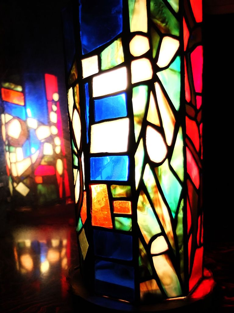ステンドグラスのスタンド