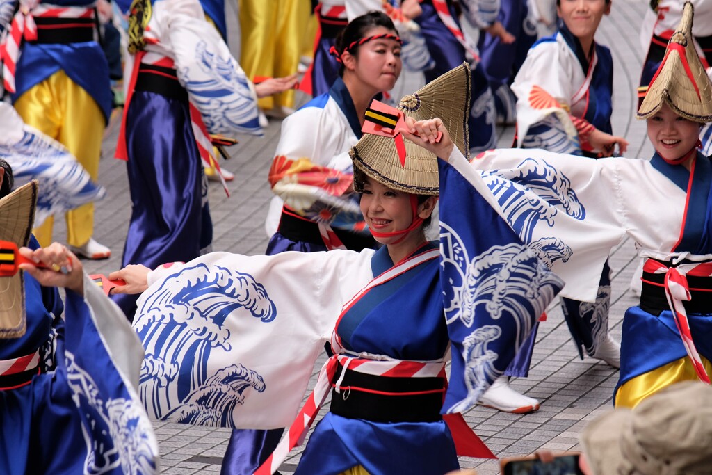 2019よさこい祭りの踊り子たち ５