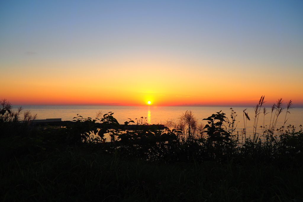 ペルセウス座流星群を待つ夕陽(初山別)