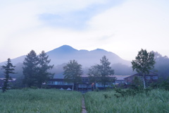 燧ケ岳と弥四郎小屋