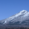 残雪の磐梯山