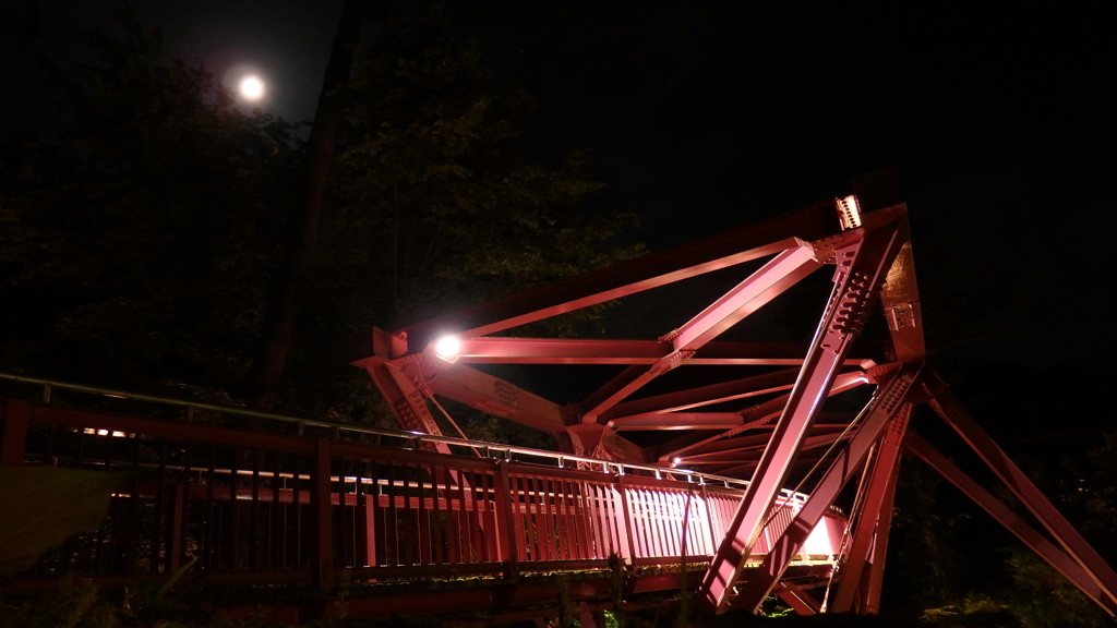 月夜のあやとり橋