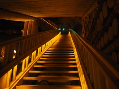 光る階段～ヴィエリチカ岩塩坑,ポーランド Glowing staircase