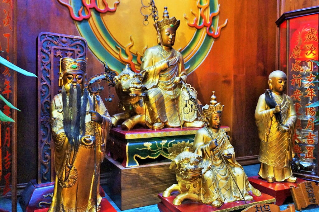 獅子座地蔵～台湾 Jizō Statue