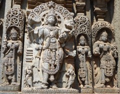 珠玉のヒンドゥー彫刻~インド Sophisticated sculptures