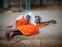 忍び寄る死の影～インド Approaching death