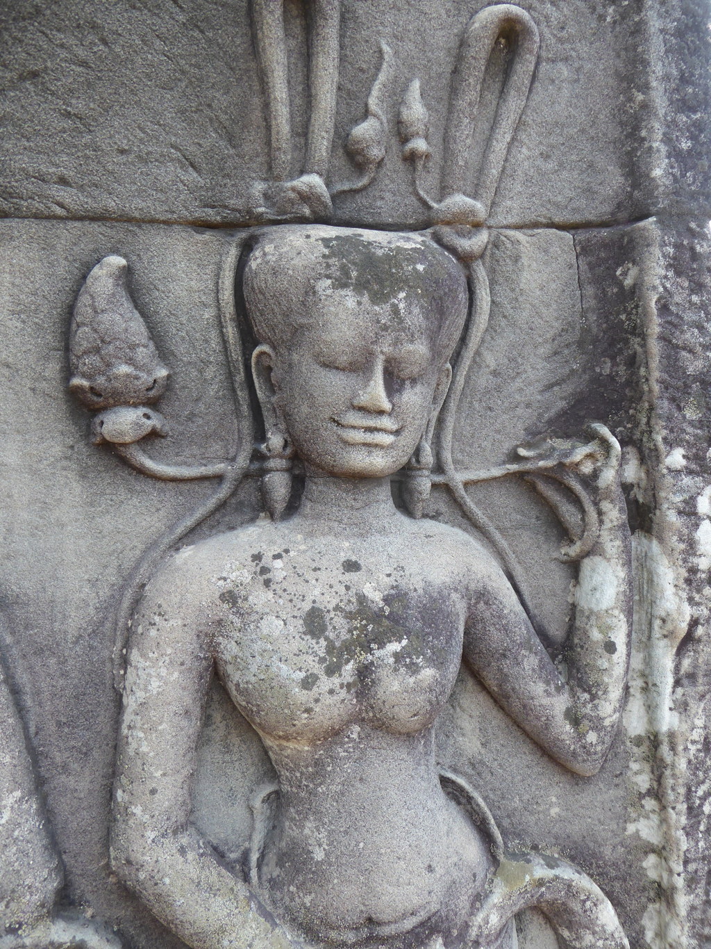 アンコールのデヴァター～ヒンドゥー彫刻 Devata, Angkor Wat