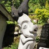 寄付をお願い!～インドネシア Donation Box Statue