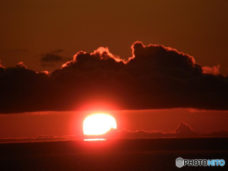 ◆オホーツク海の四角い太陽◆