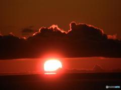◆オホーツク海の四角い太陽◆