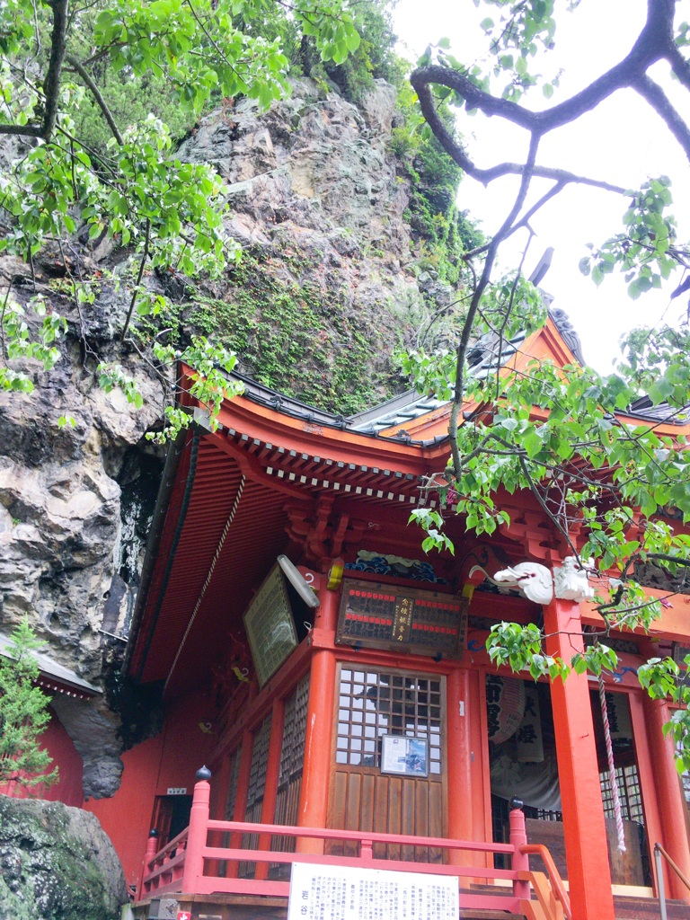 岩谷堂