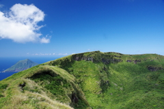 八丈富士お鉢巡りと八丈小島