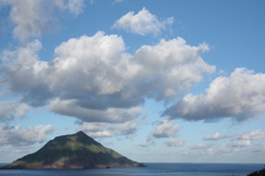 早朝の八丈小島