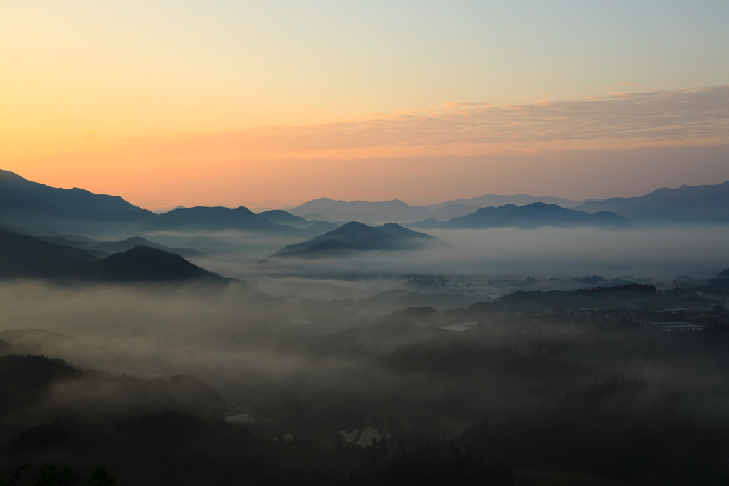 水無月朝景