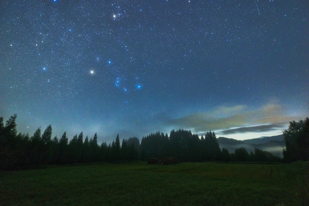 夜明け前