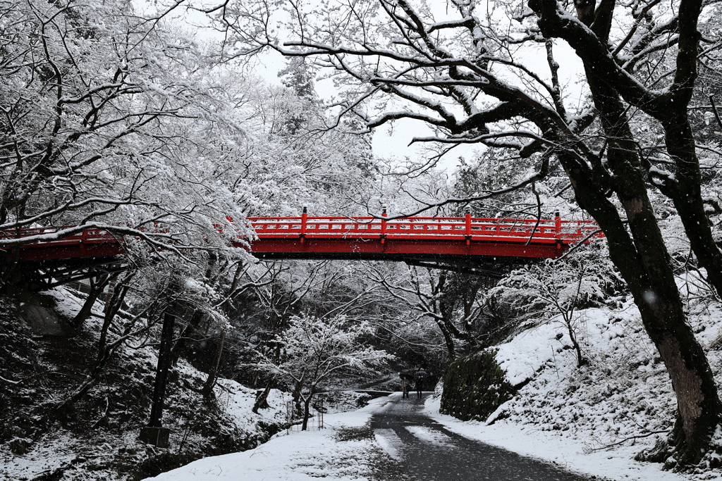 朱色の橋