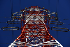巨大ロボット組立中