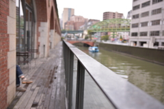 ダンジョンの横