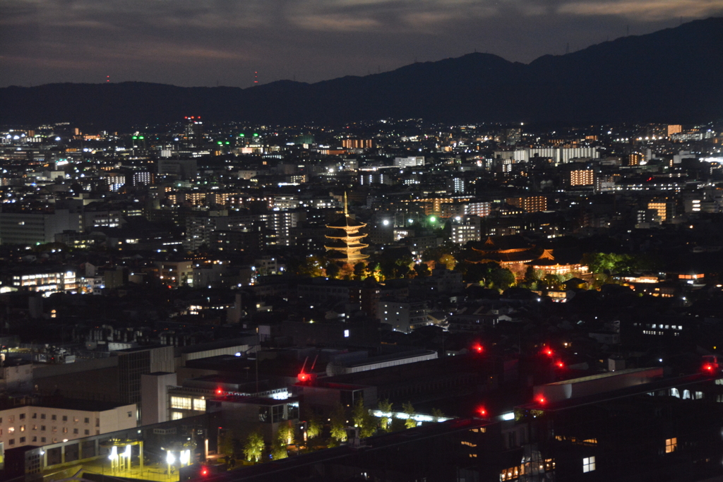 京都タワーから見た京都の夜景１