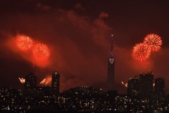 夏の夜を彩る花火たち3
