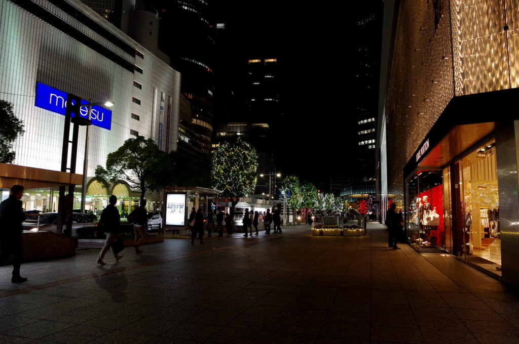 名古屋駅前の夜景-2