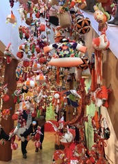 駿府工芸館の吊るし雛