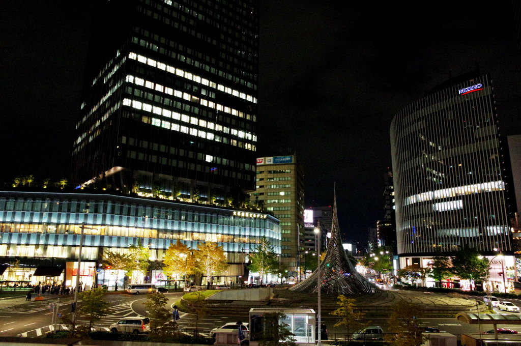 名古屋駅前の夜景-1