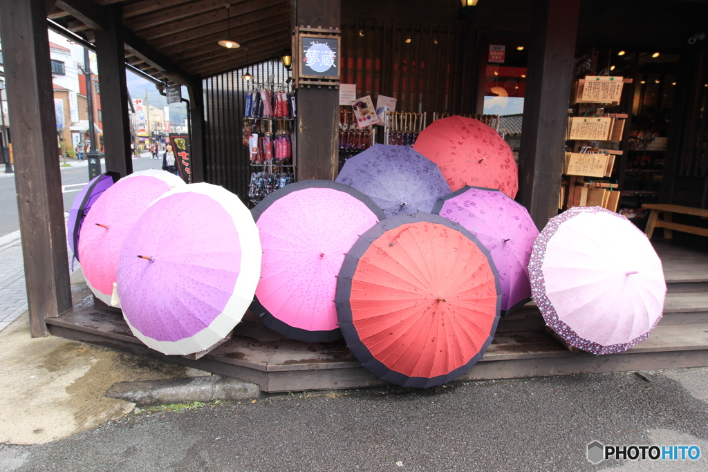 湯布院の駅前通り