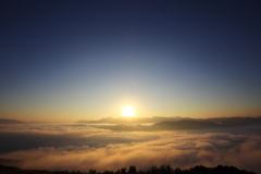 荒谷山の夜明け