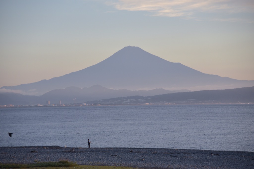 富士山と朝釣り