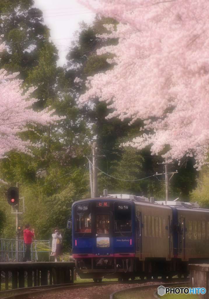 観光列車能登さくら駅を出発します！