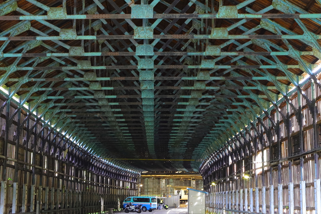 奥羽本線峠駅（駐車場側）