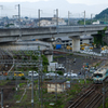 在来線と高架橋