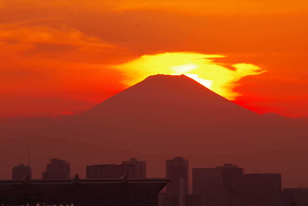 富士に沈む
