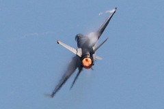 Falcon maneuver！