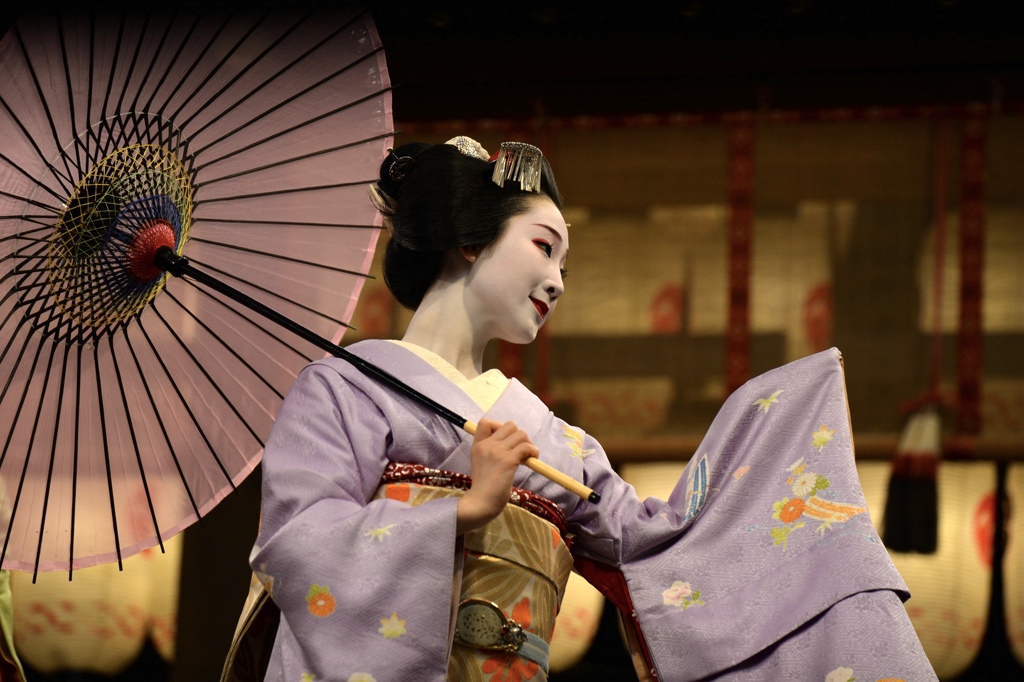 東山花灯路 奉納舞