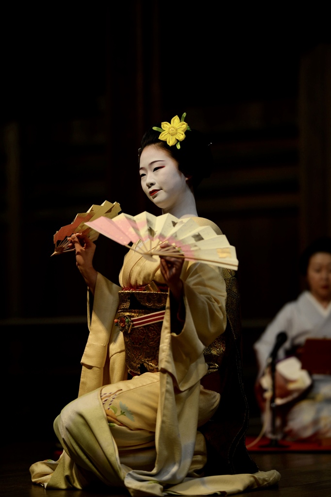 東山花灯路 奉納舞 市彩さん 2