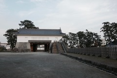 銅門（あかがねもん）