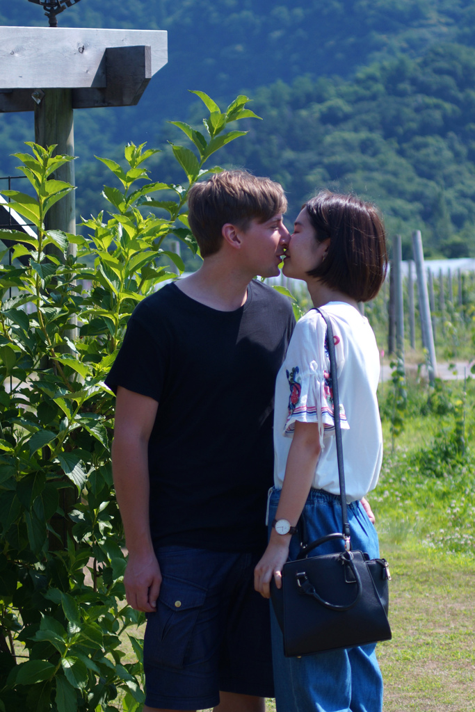LOVE KISS