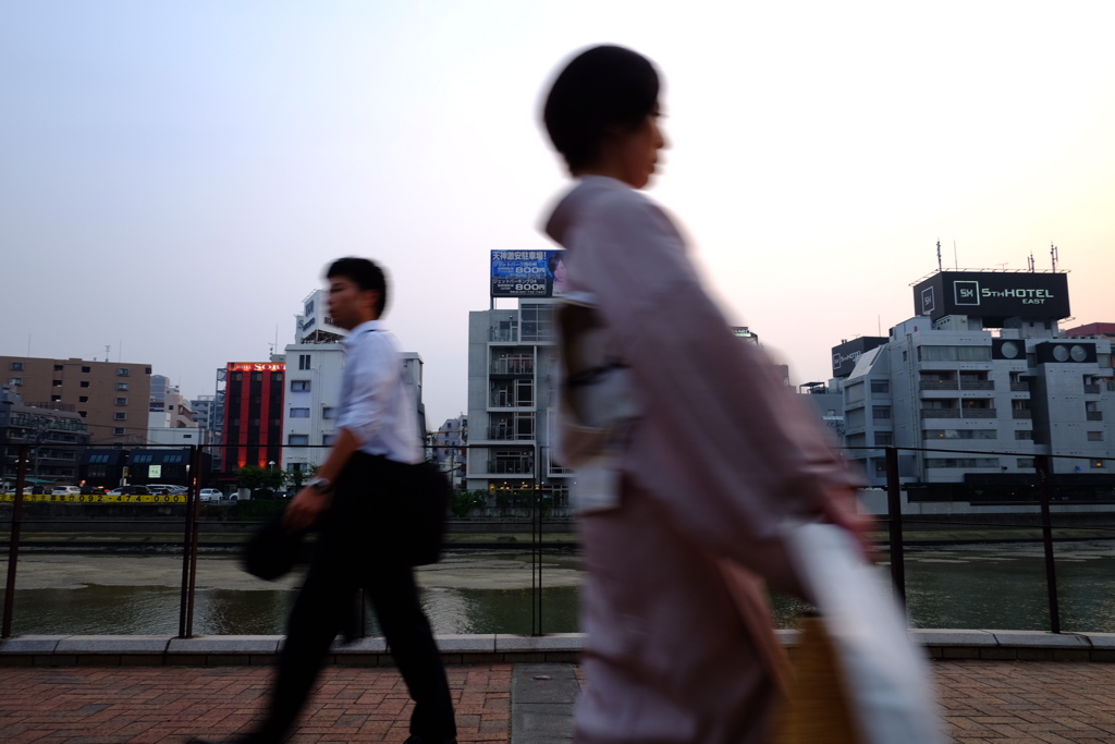 選手交代　中洲の夕暮れ