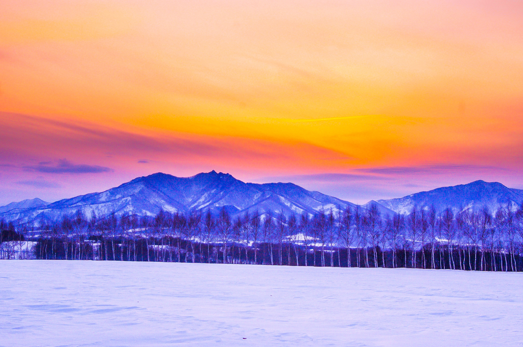 雪原夕空