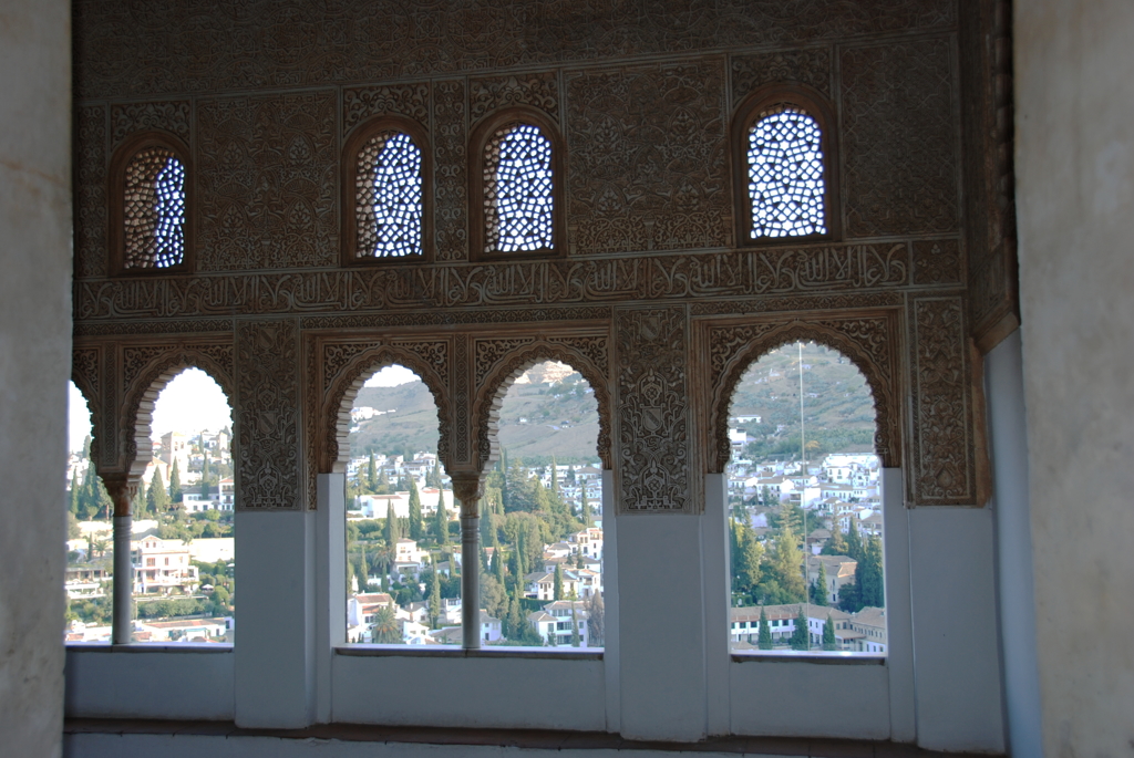 アルハンブラ宮殿からアルバイシン地区を望む