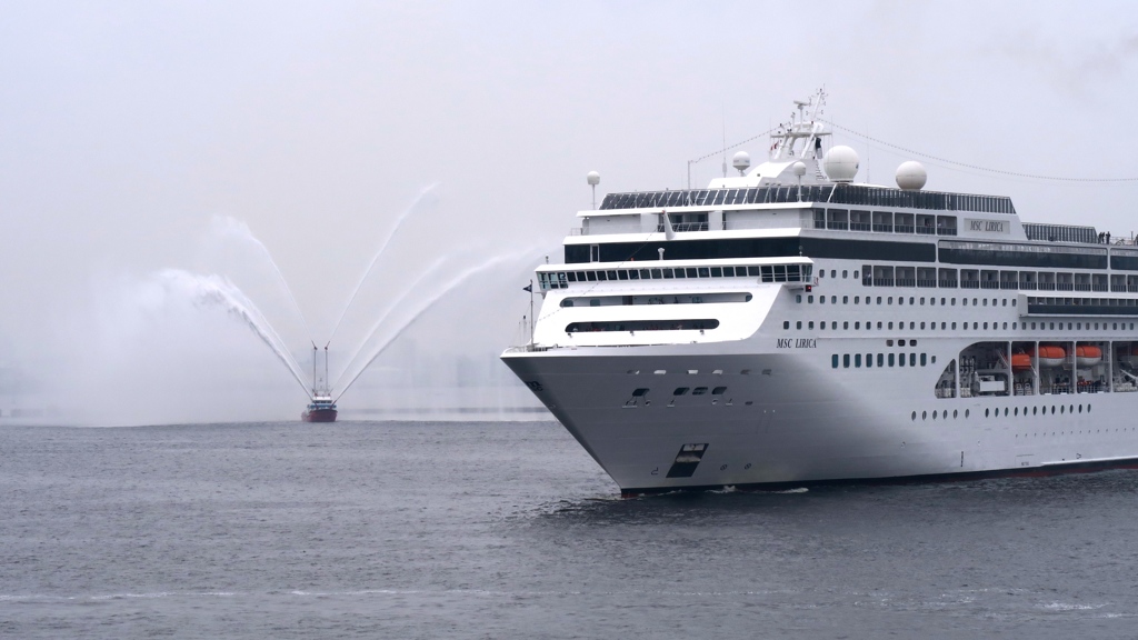 豪華客船の歓迎