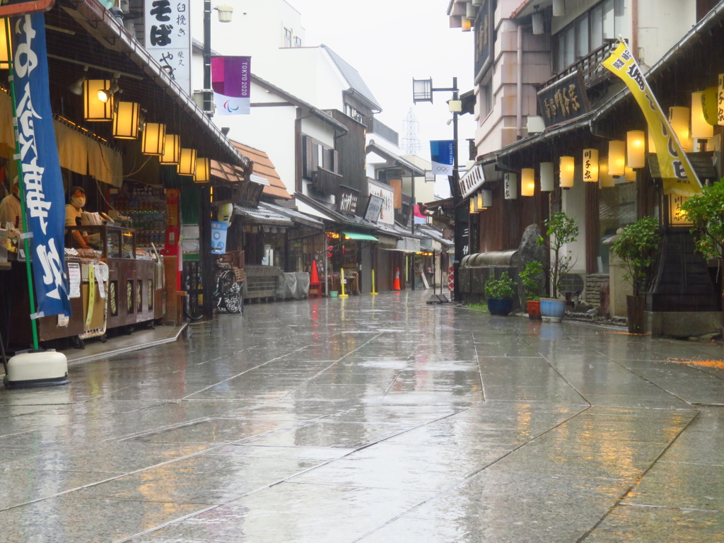 雨の帝釈天