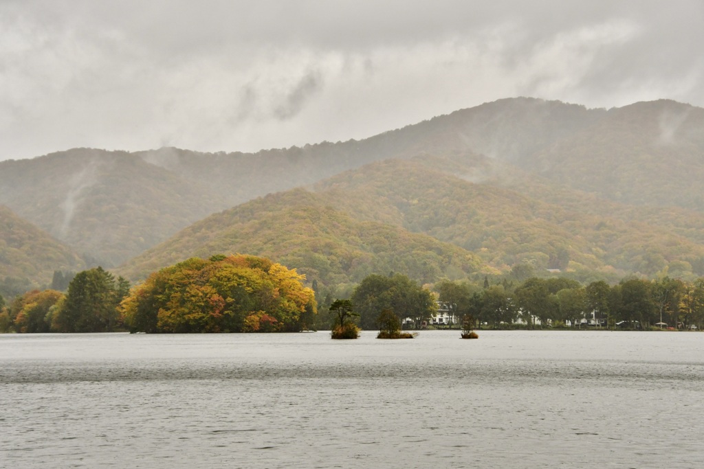 裏磐梯　曽原湖
