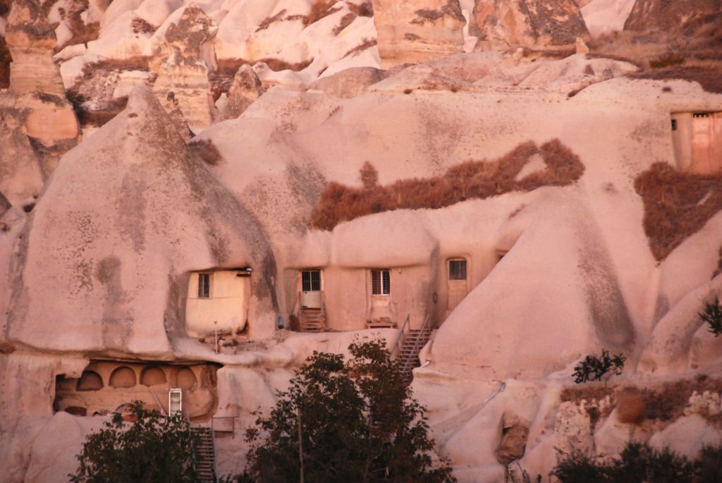 洞窟住居　カッパドキア