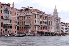 ベネチアの運河