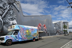 ホノルル 壁画アートと共に