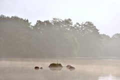 早朝の小野川湖
