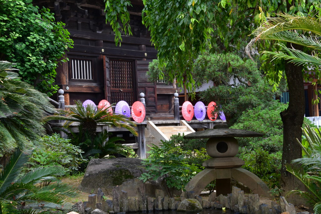 境内